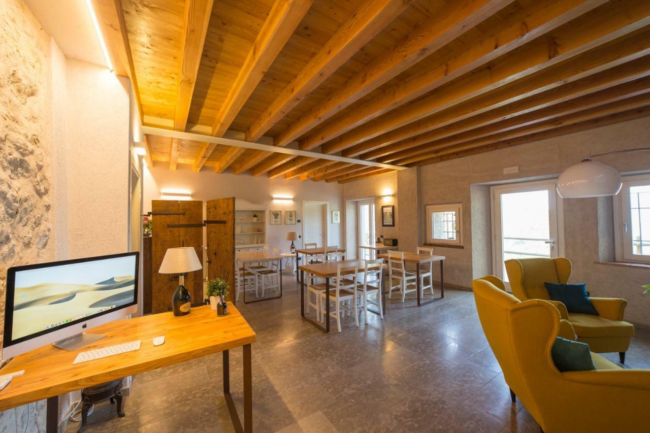 Agriturismo Casarai Zone エクステリア 写真